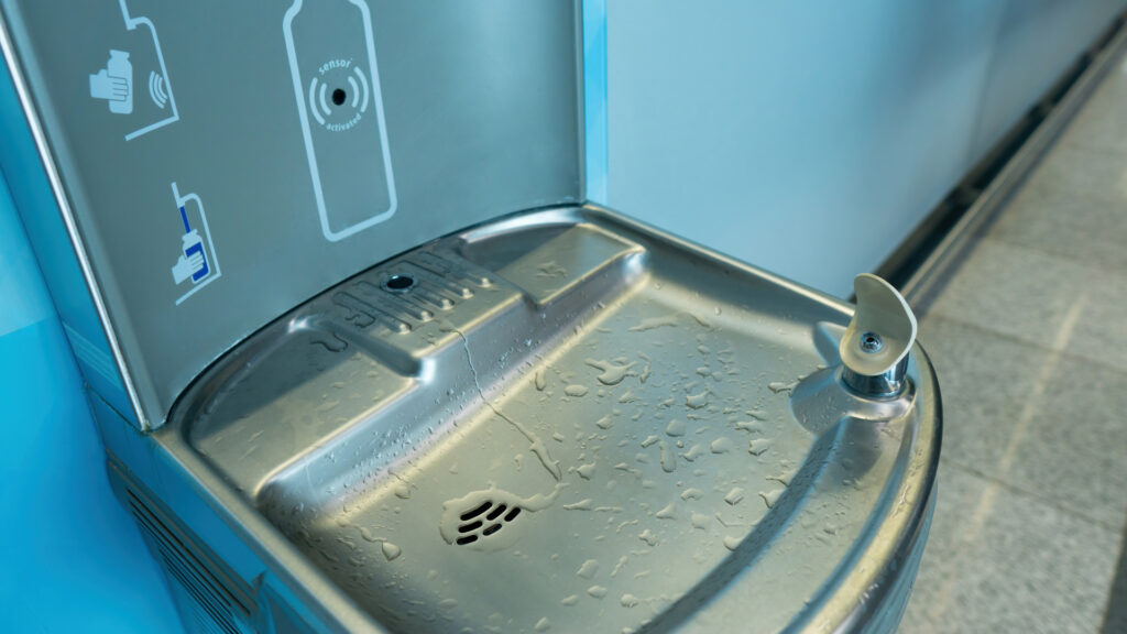 How to clean commercial water fountains