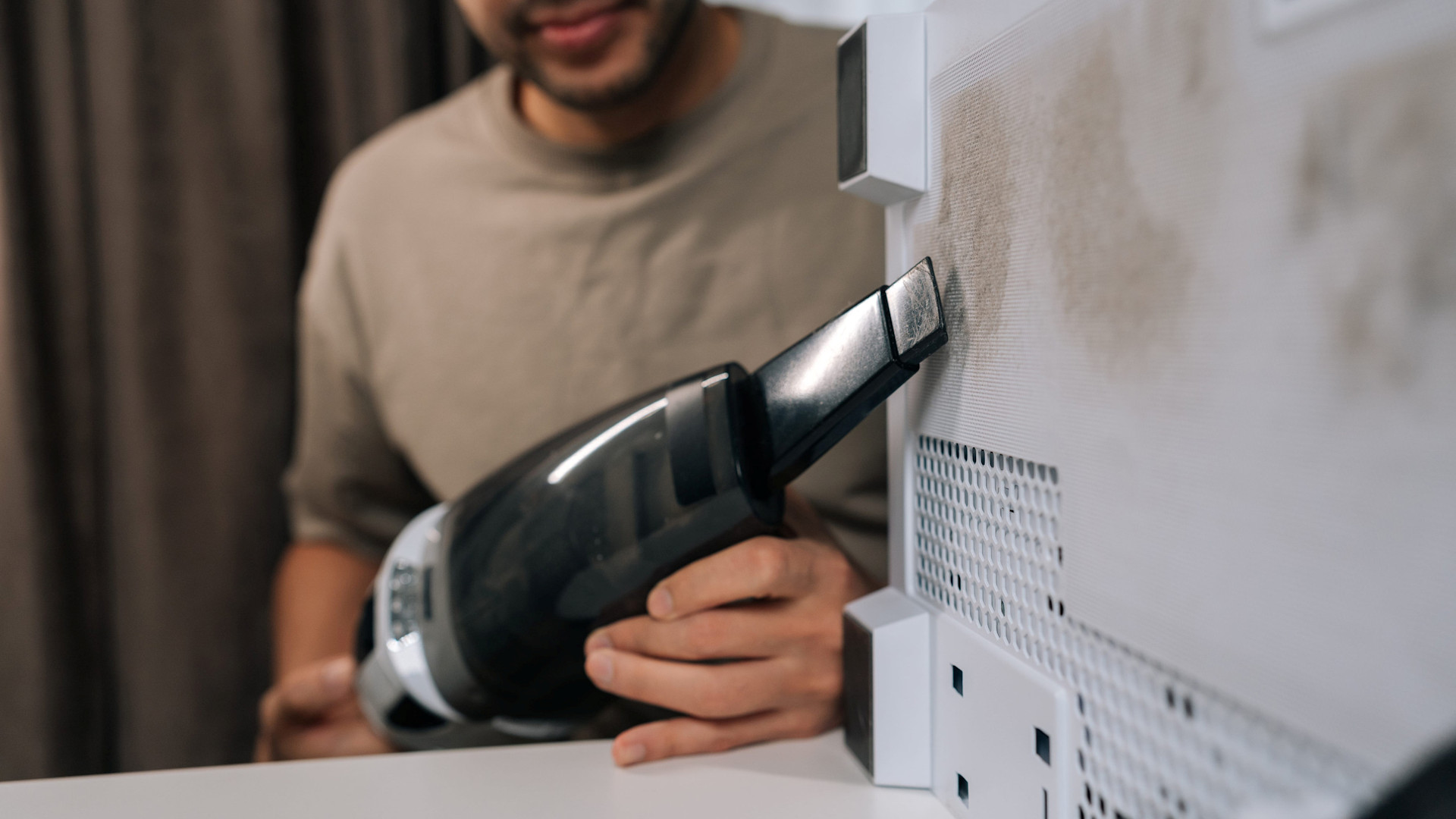 Cleaning with a hand held vacuum